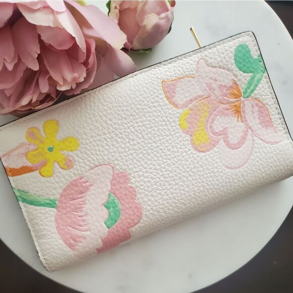 Coach Dreamyland Pastel Floral Print Slim Wallet in Chalk/Gold - Picture 6 of 11